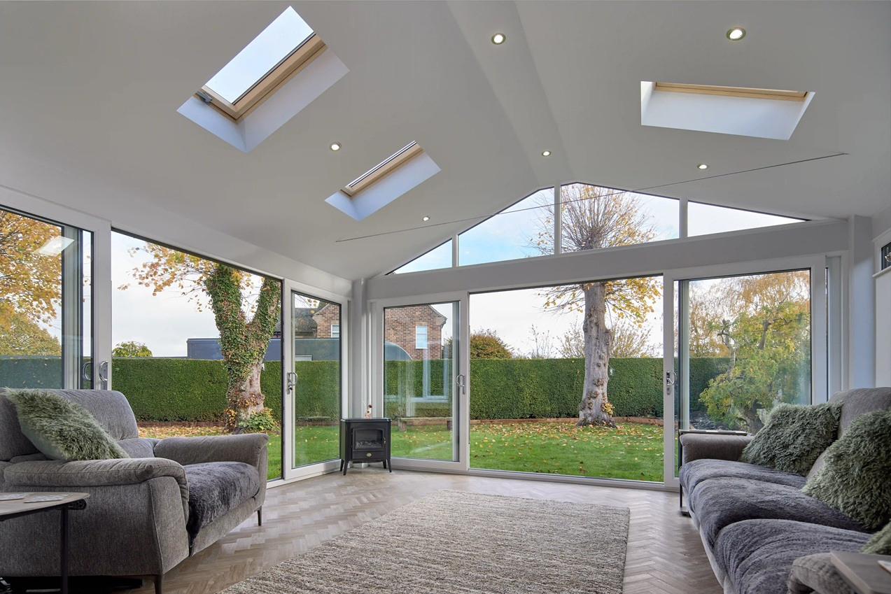 Gable roof internal with tiewire